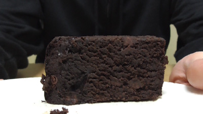 厚切りチョコケーキ(ファミリーマート)11
